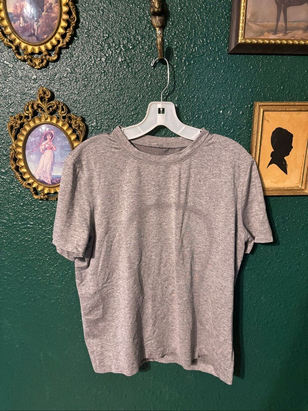 Gray Lululemon Short Sleeve Swiftly Tech Size 8